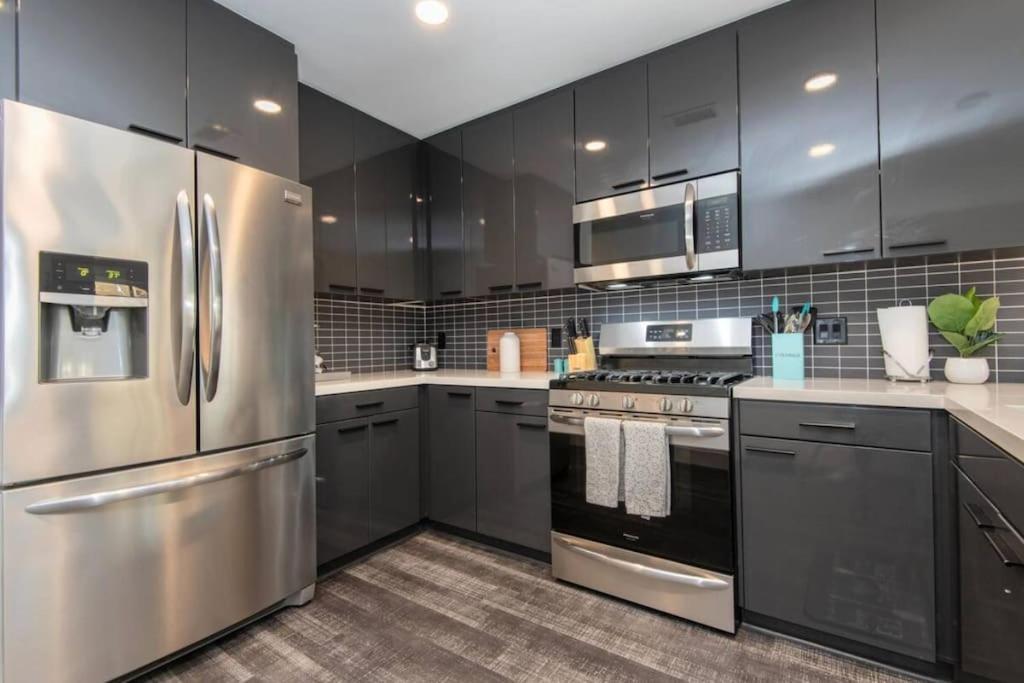 Appartamento Sleeps 9 Three Bedroom Heart Of Downtown Los Angeles