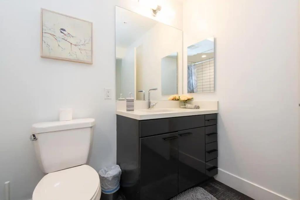 Appartamento Sleeps 9 Three Bedroom Heart Of Downtown