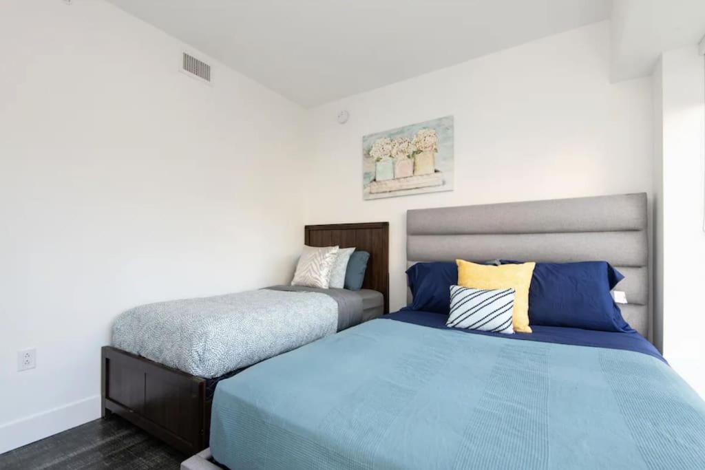 Appartamento Sleeps 9 Three Bedroom Heart Of Downtown *